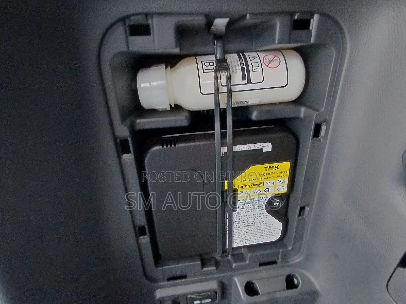 Toyota Voxy Hybrid S-Z 2WD 7-Seater 2023 Pearl