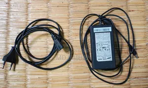 Samsung Original Adapter and VGA Cable