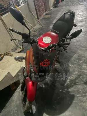 Bajaj Pulsar 150 2017 Red