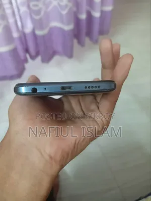 Tecno Spark 8C 64 GB Black