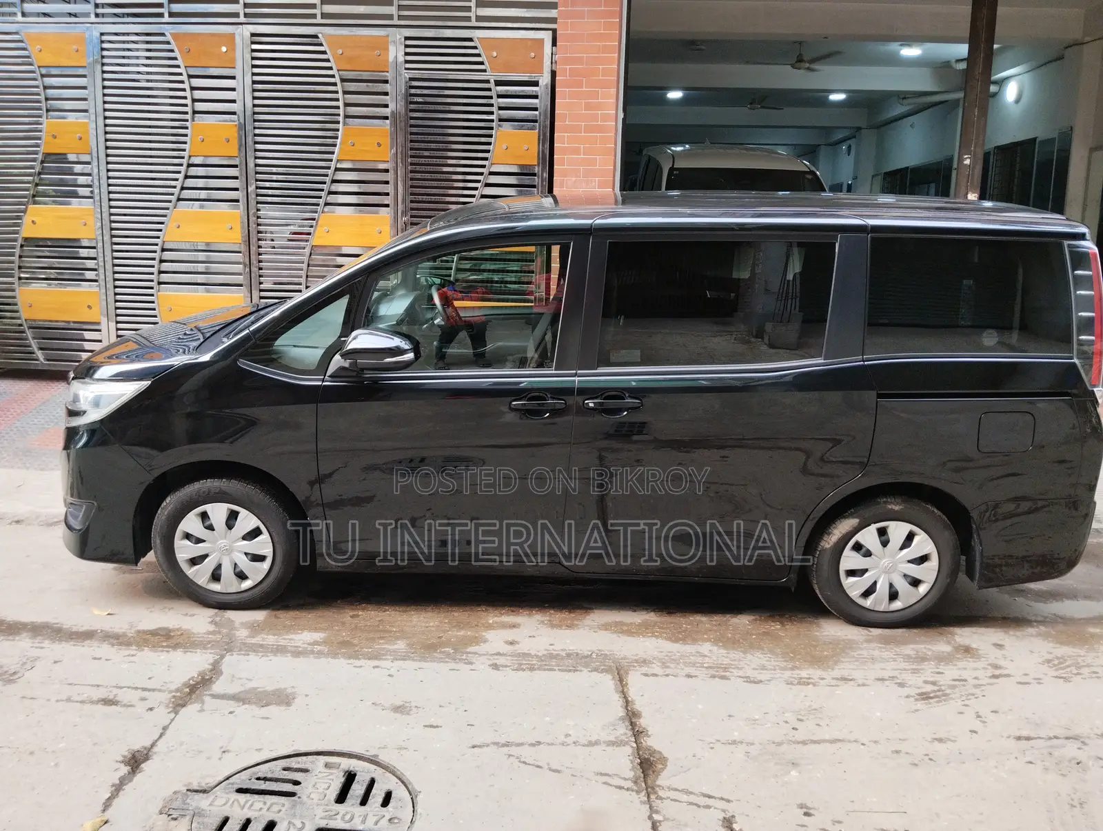 Toyota Noah 2020 Black
