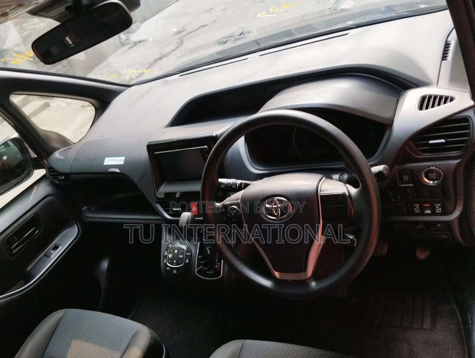 Toyota Noah 2020 Black