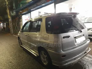 Toyota Raum 2003 Silver
