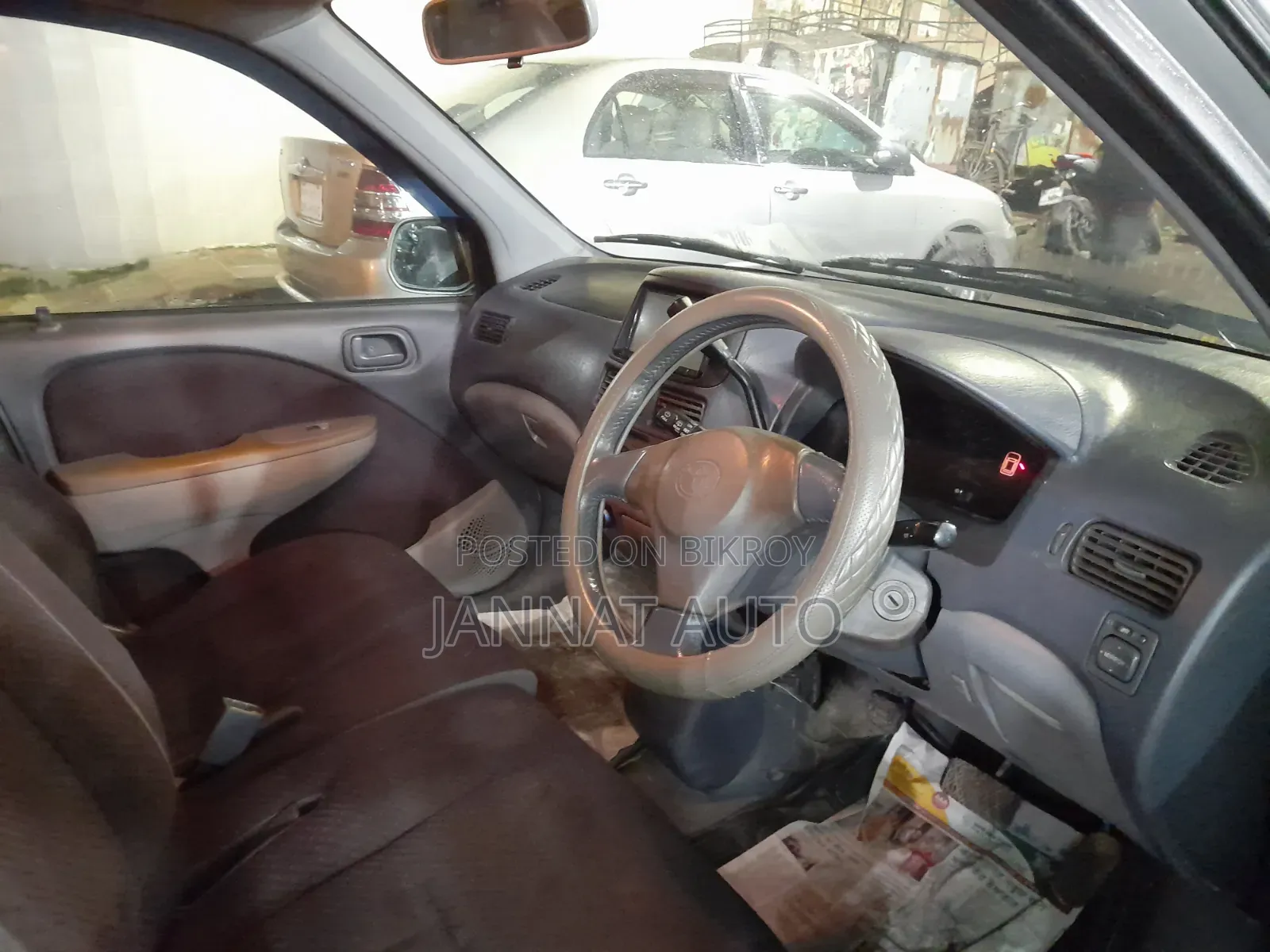 Toyota Raum 2003 Silver