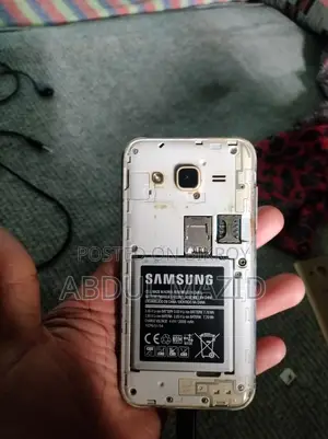 স্যামসাং গ্যালাক্সি জে২ ৮ জিবি গোল্ড