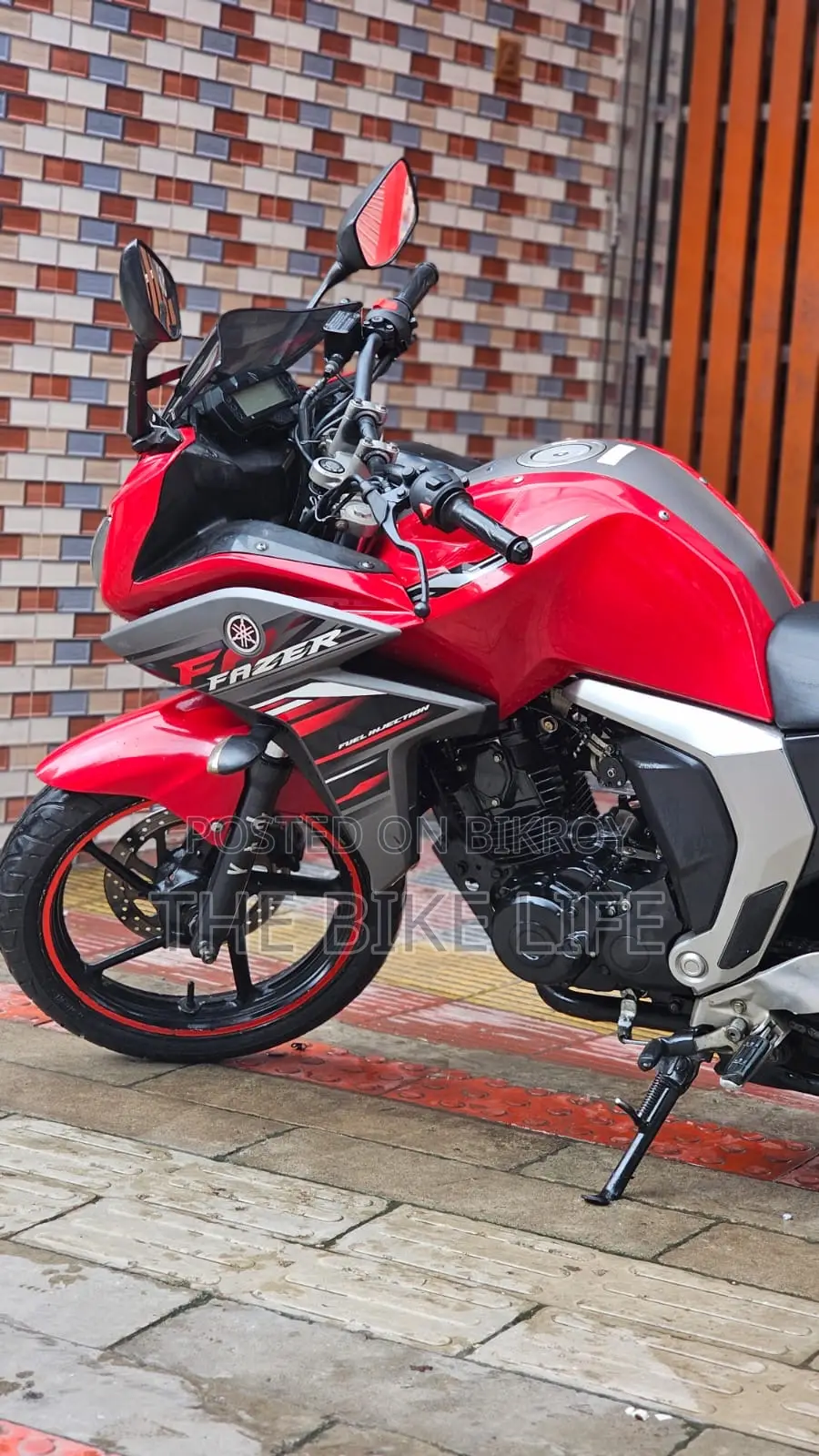 Yamaha YZF-R 2018 Red