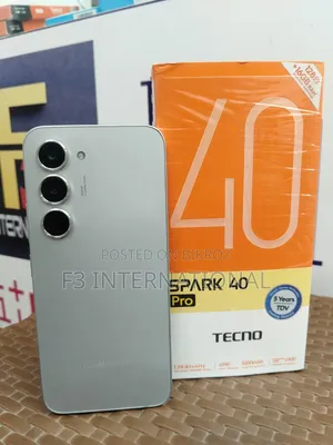 Tecno Spark 40 Pro 128 GB Black