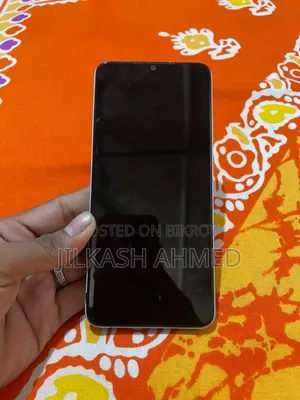 Itel P40 64 GB Blue
