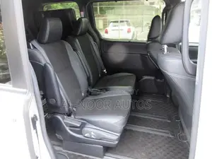 Toyota Noah 1.8 Front Wheel Drive Hybrid (7 seater) 2021 Pearl