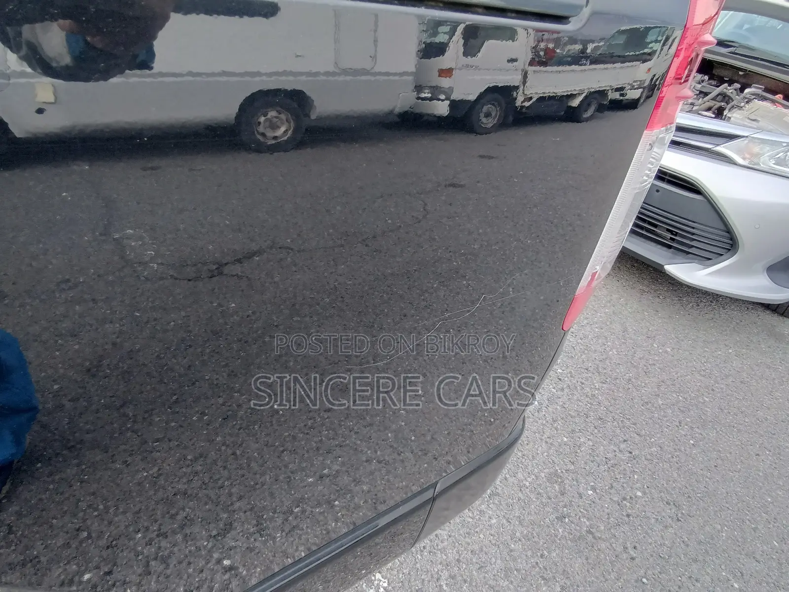 Toyota HiAce 2022 Black