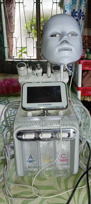 Hydra Facial Machine 7 in 1
