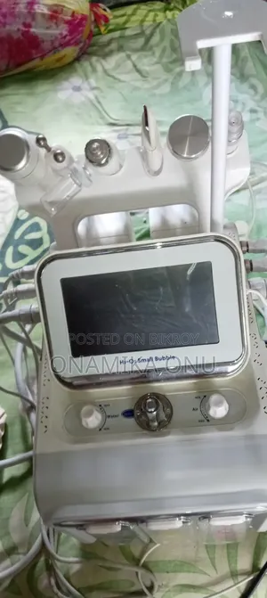 Hydra Facial Machine 7 in 1