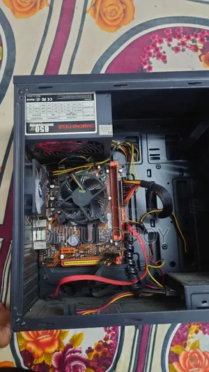 Desktop Computer 8GB Intel Core I5 SSD 128GB