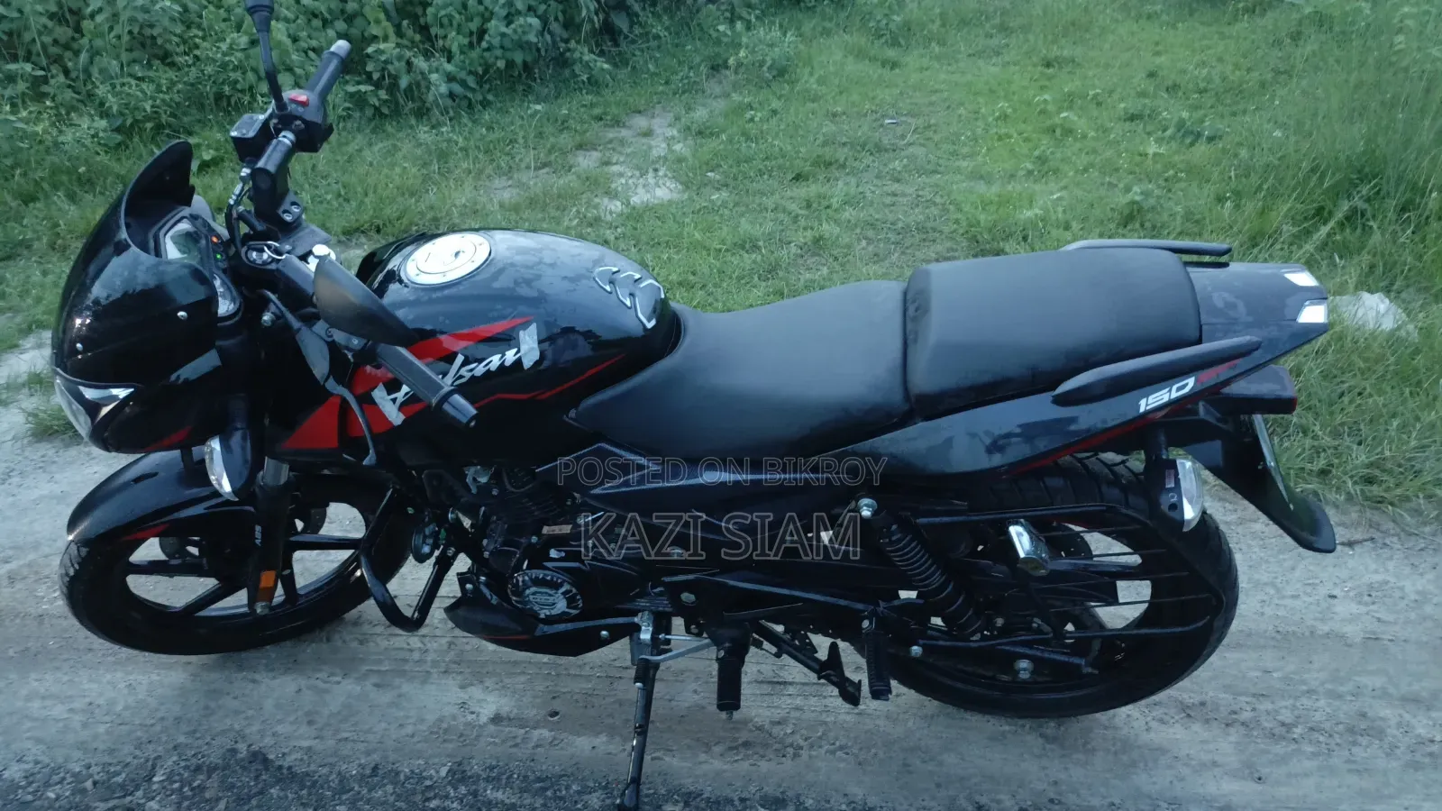 Bajaj Pulsar 150 2026 Black