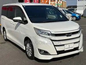 Toyota Noah 2.0 AWD (8 Seater) 2021 Pearl