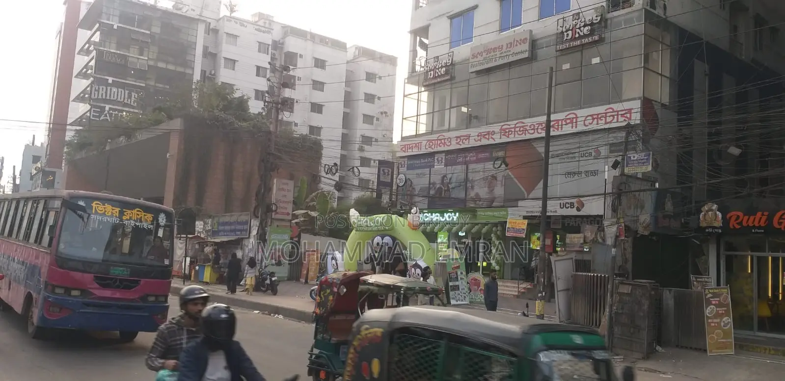 কমার্শিয়াল স্পেস বিক্রির জন্য – মেরুল বাড্ডা, ব্র্যাক ইউনিভার্সিটির পাশে