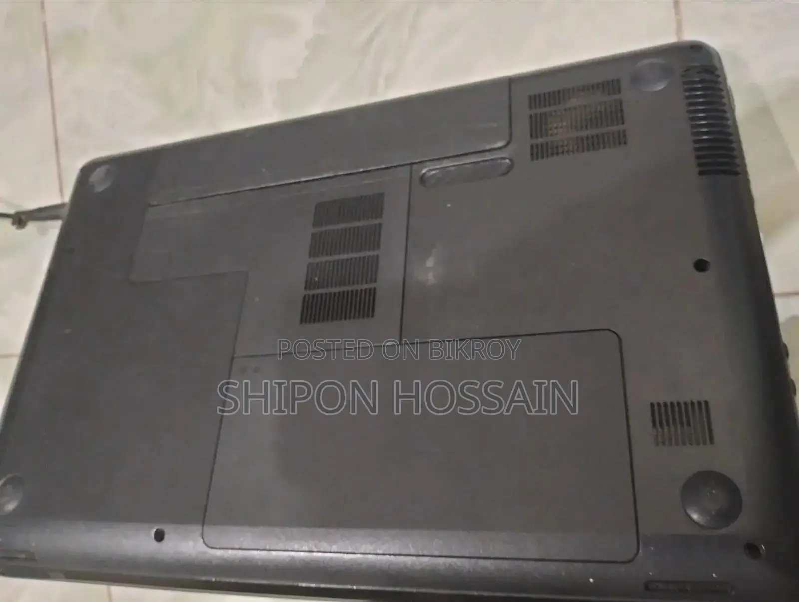 Laptop HP Compaq Presario M2000 2GB AMD SSHD+SSD 500GB