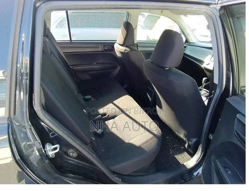 Toyota Corolla Fielder 1.5 Hybrid FWD 2021 Black