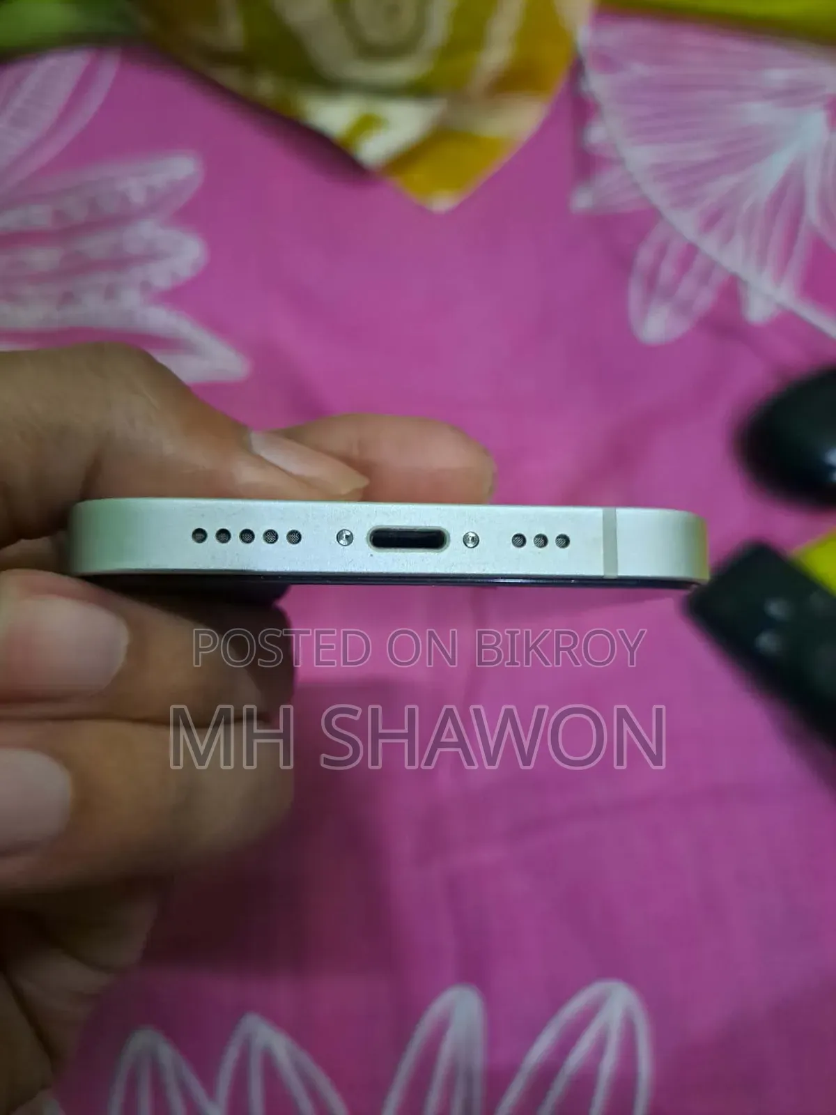 অ্যাপল আইফোন ১৩ ১২৮ জিবি সাদা