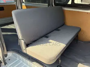 Toyota HiAce 2021 Silver