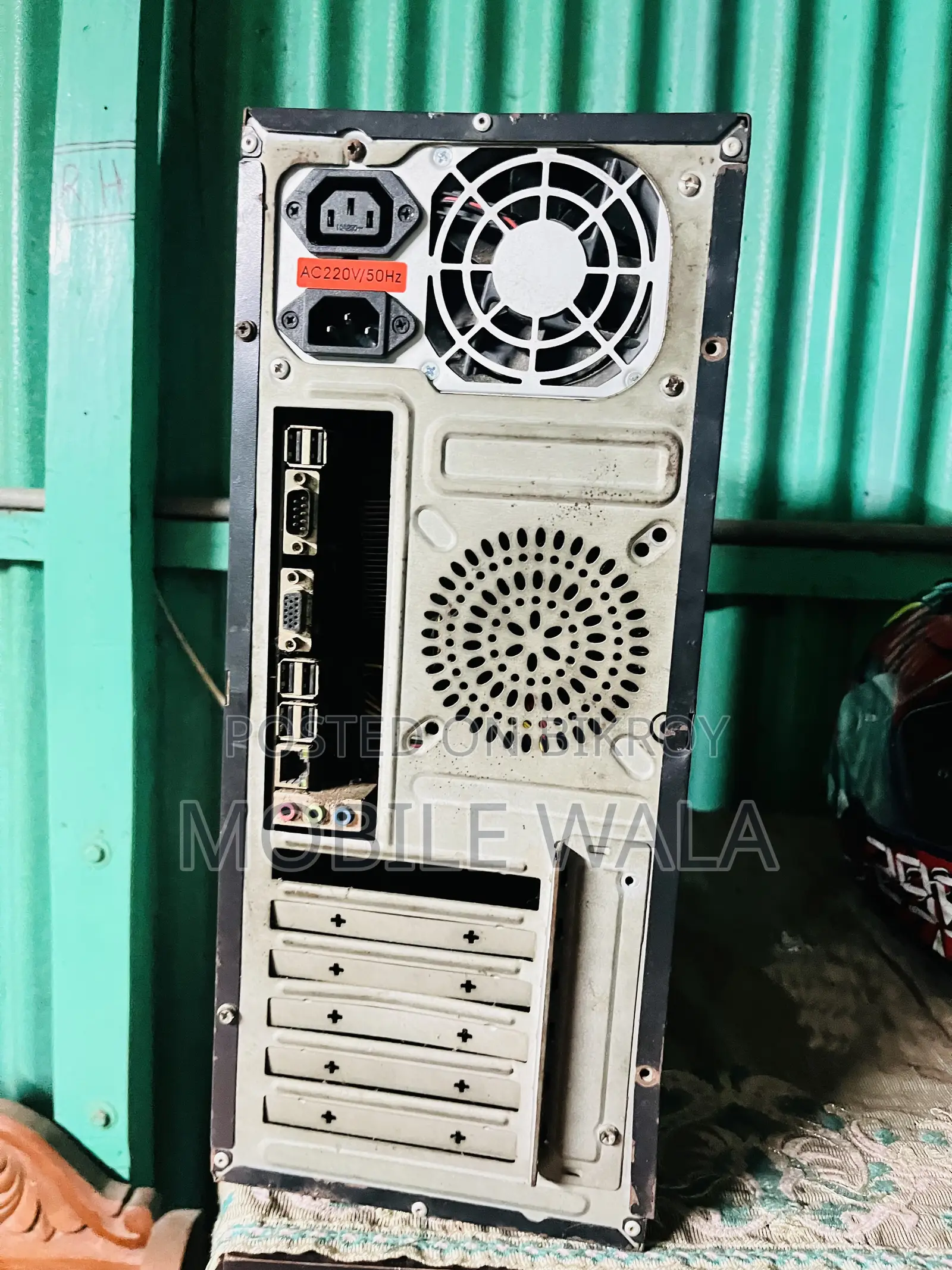 Desktop Computer 2GB Intel Pentium HDD 500GB