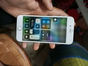 Apple iPhone 6 64 GB Silver