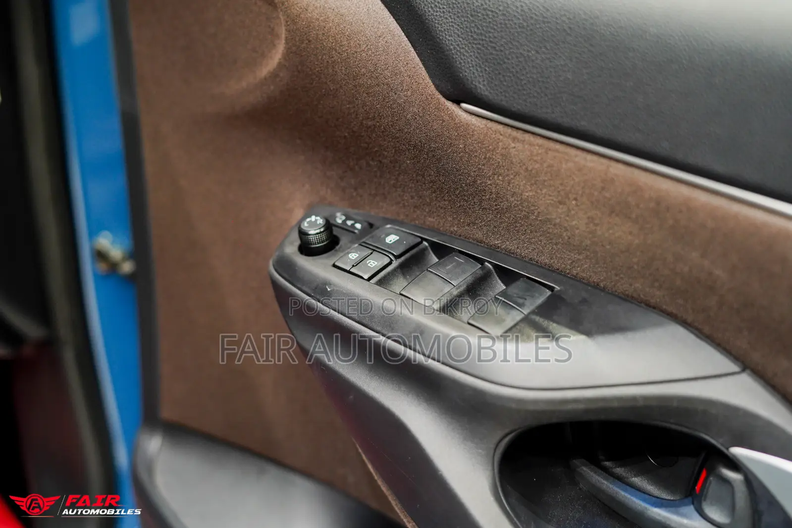 Toyota Yaris Cross 2021 Blue