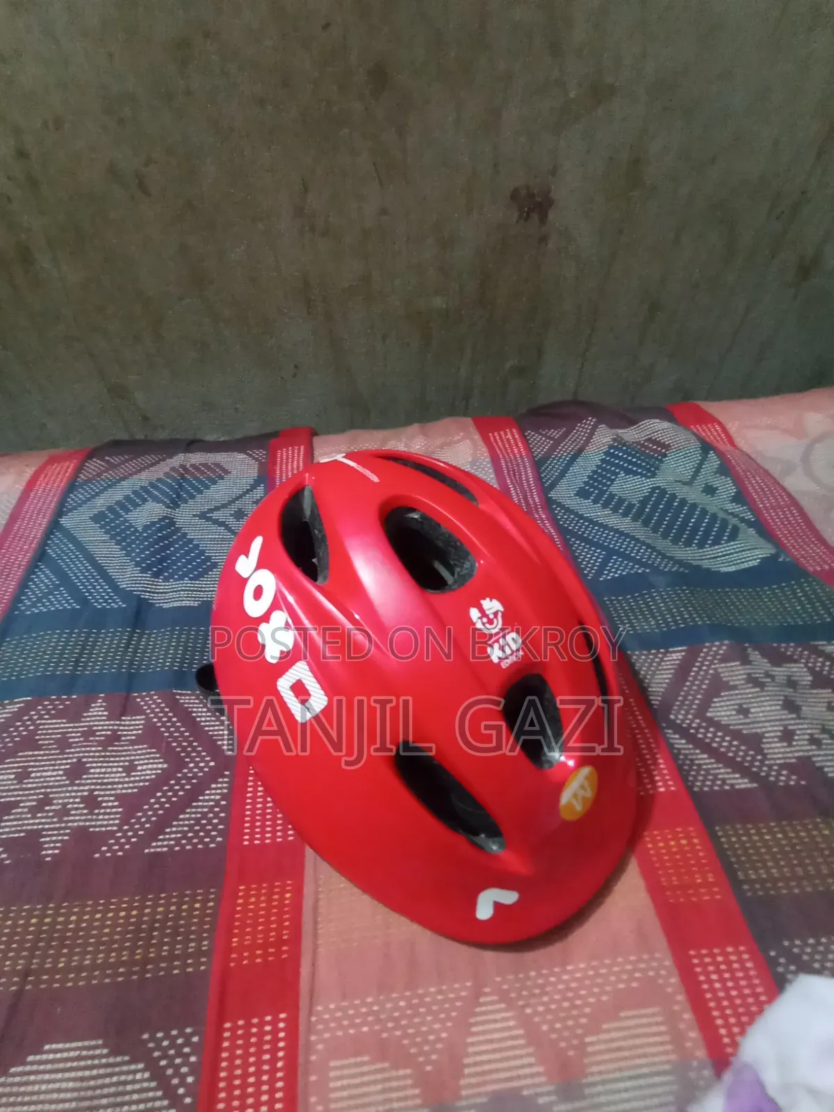 If anyone wants to buy, I can give some discount, Brand Btwin