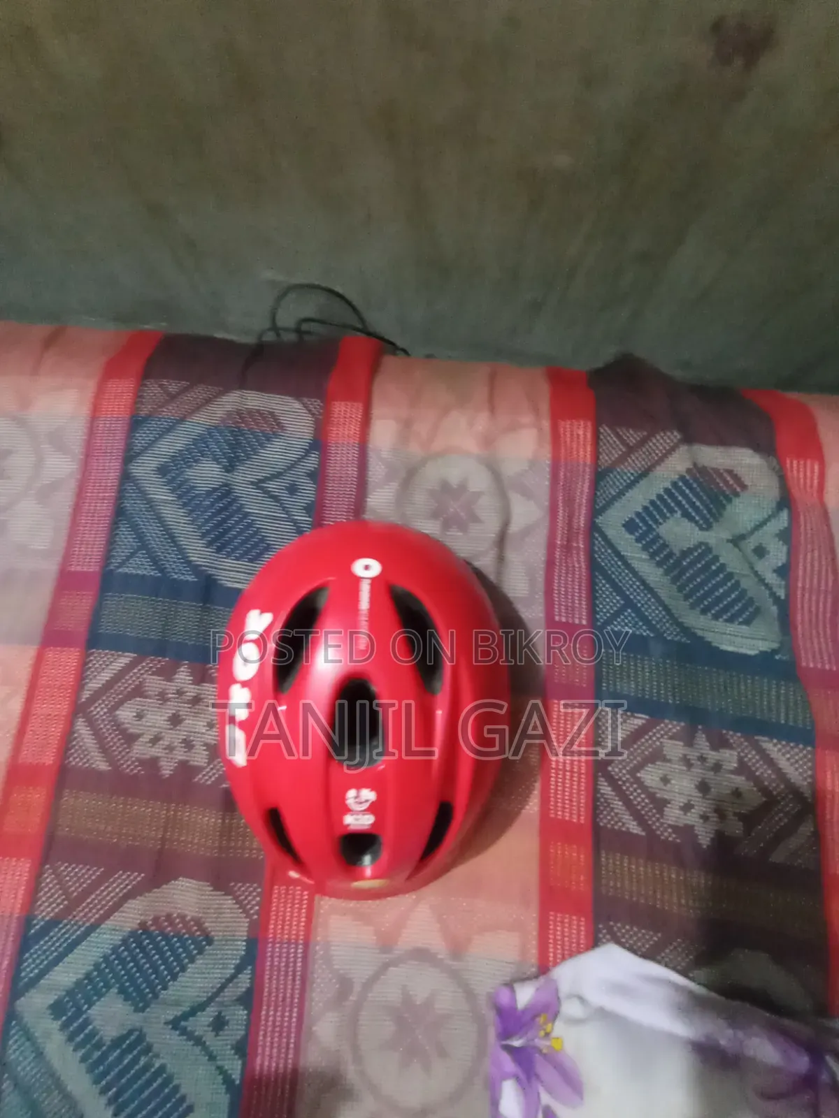 If anyone wants to buy, I can give some discount, Brand Btwin