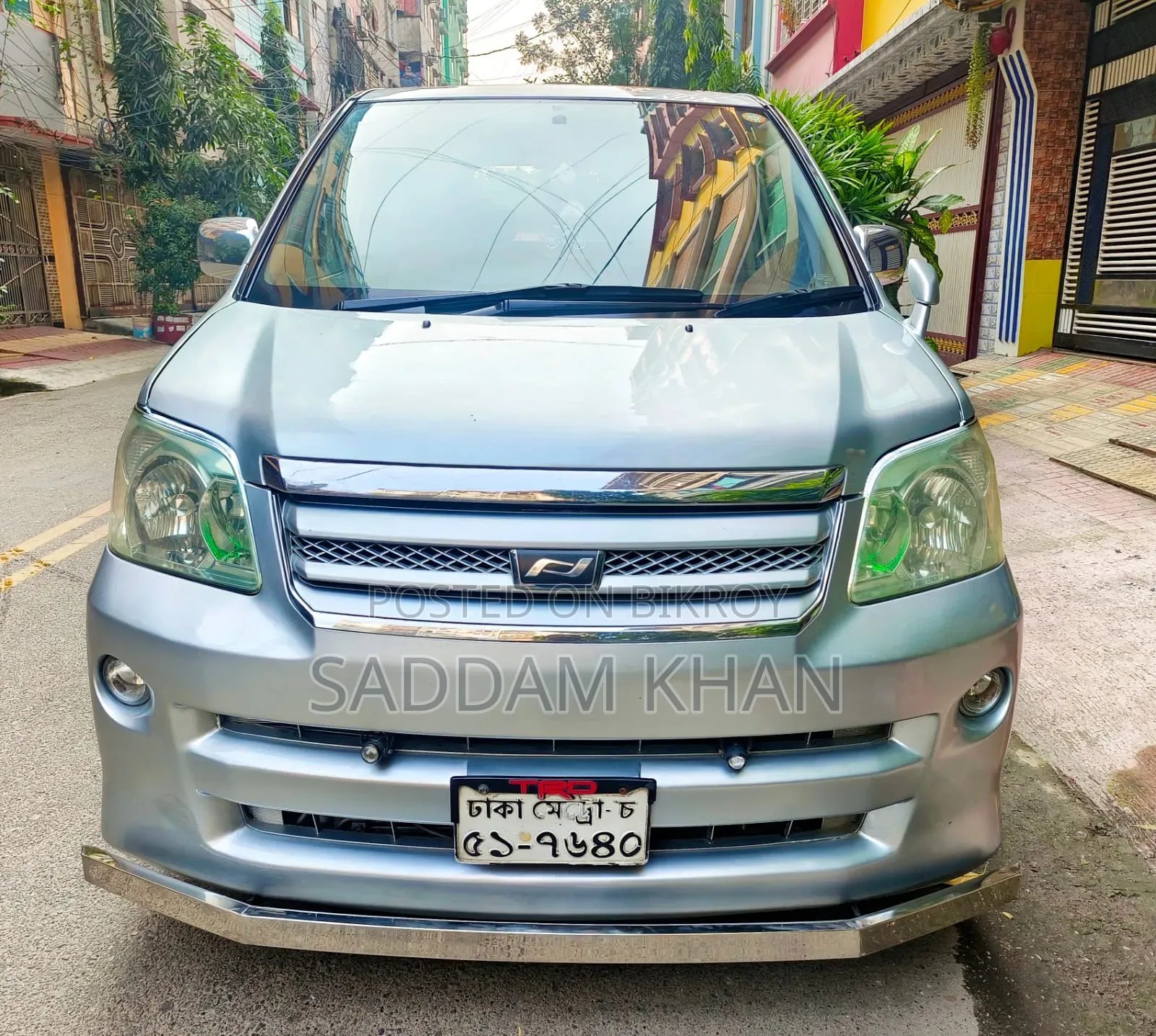 Toyota Noah 2002 Silver