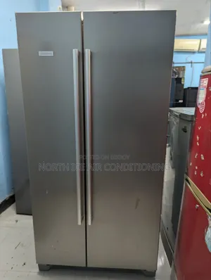 Siemens Double Door Fridge 556 Ltr.