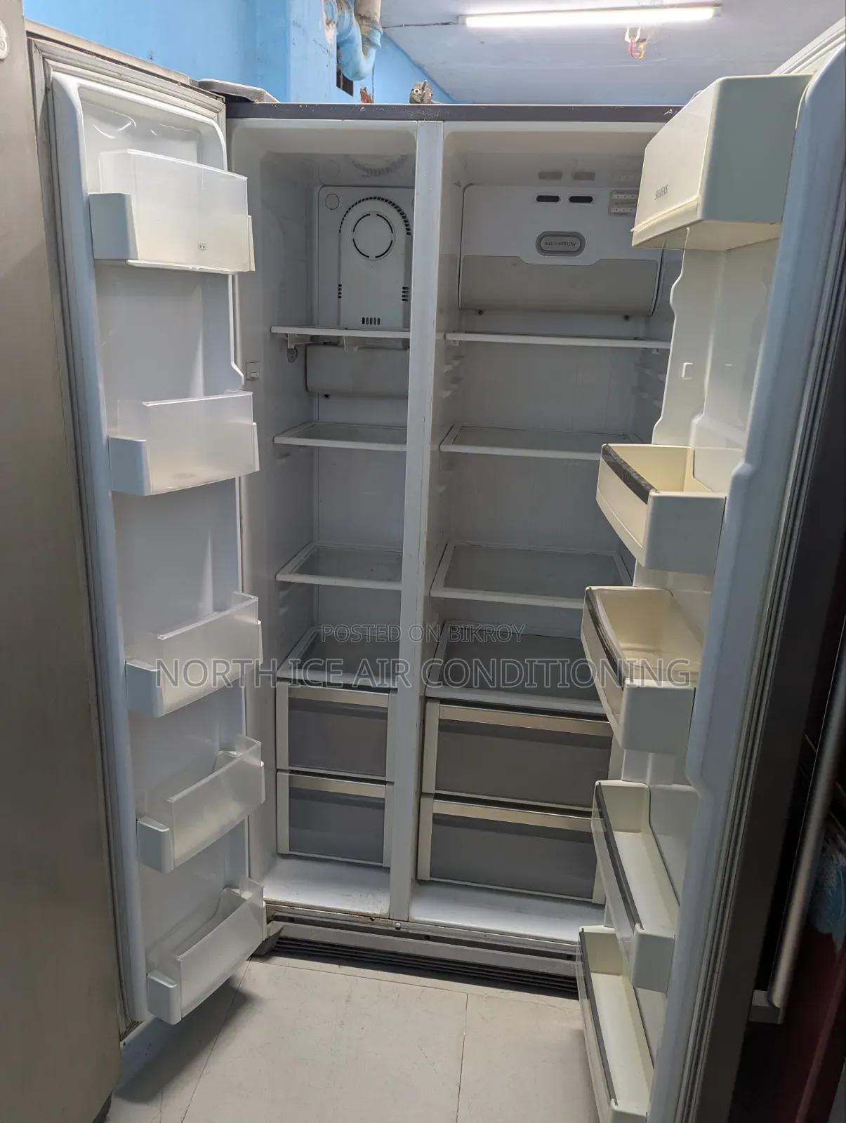 Siemens Double Door Fridge 556 Ltr.