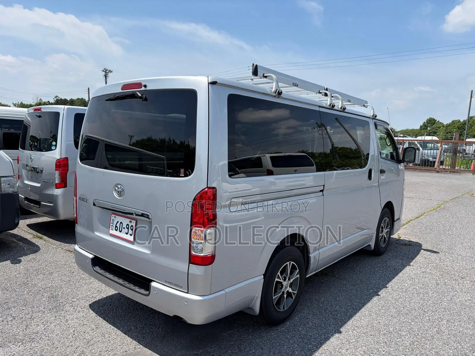 Toyota HiAce 2021 Silver