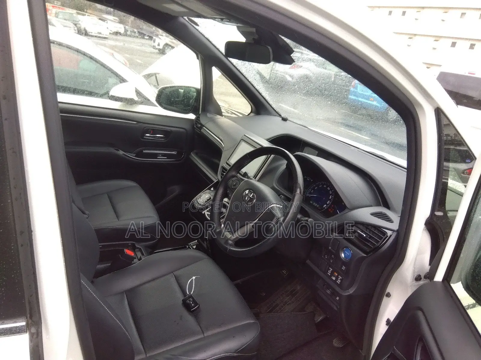 Toyota Esquire 2021 Pearl