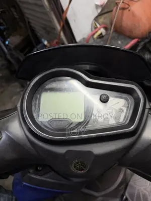 Yamaha 2022 Blue