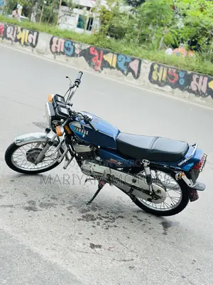 Yamaha 2002 Blue