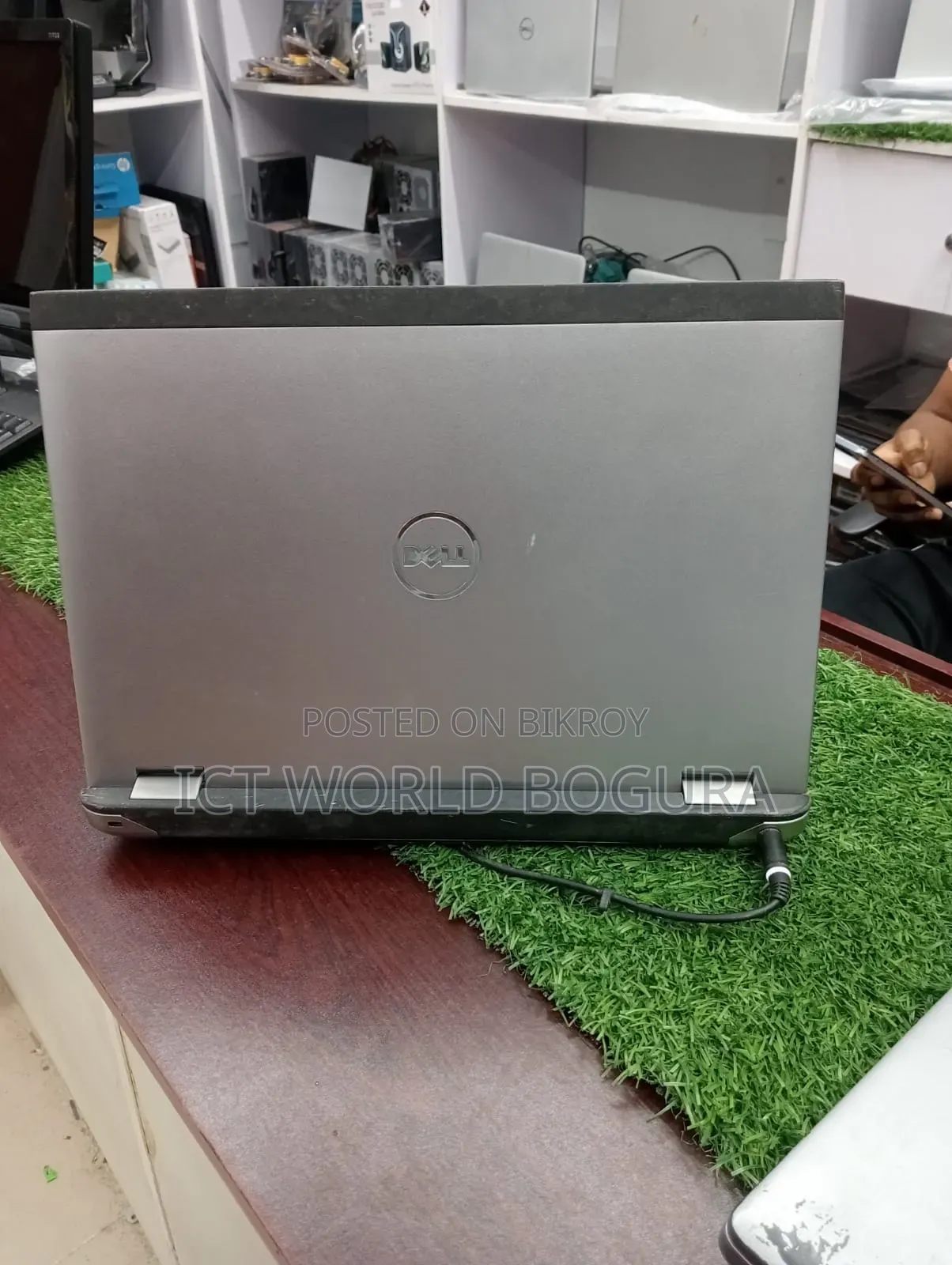 Laptop Dell 4GB Intel Core I5 HDD 320GB