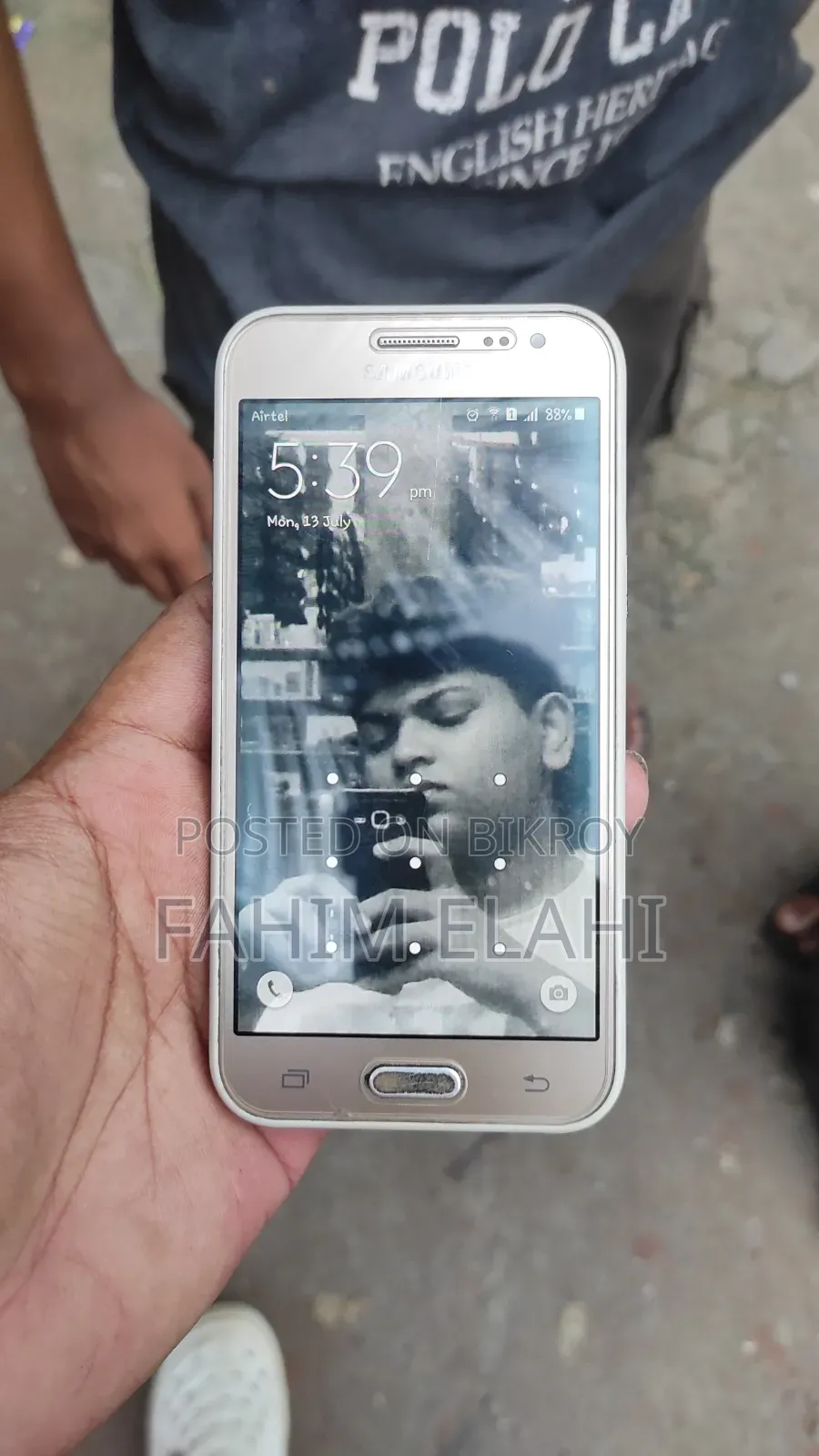 Samsung Galaxy J2 8 GB Bronze