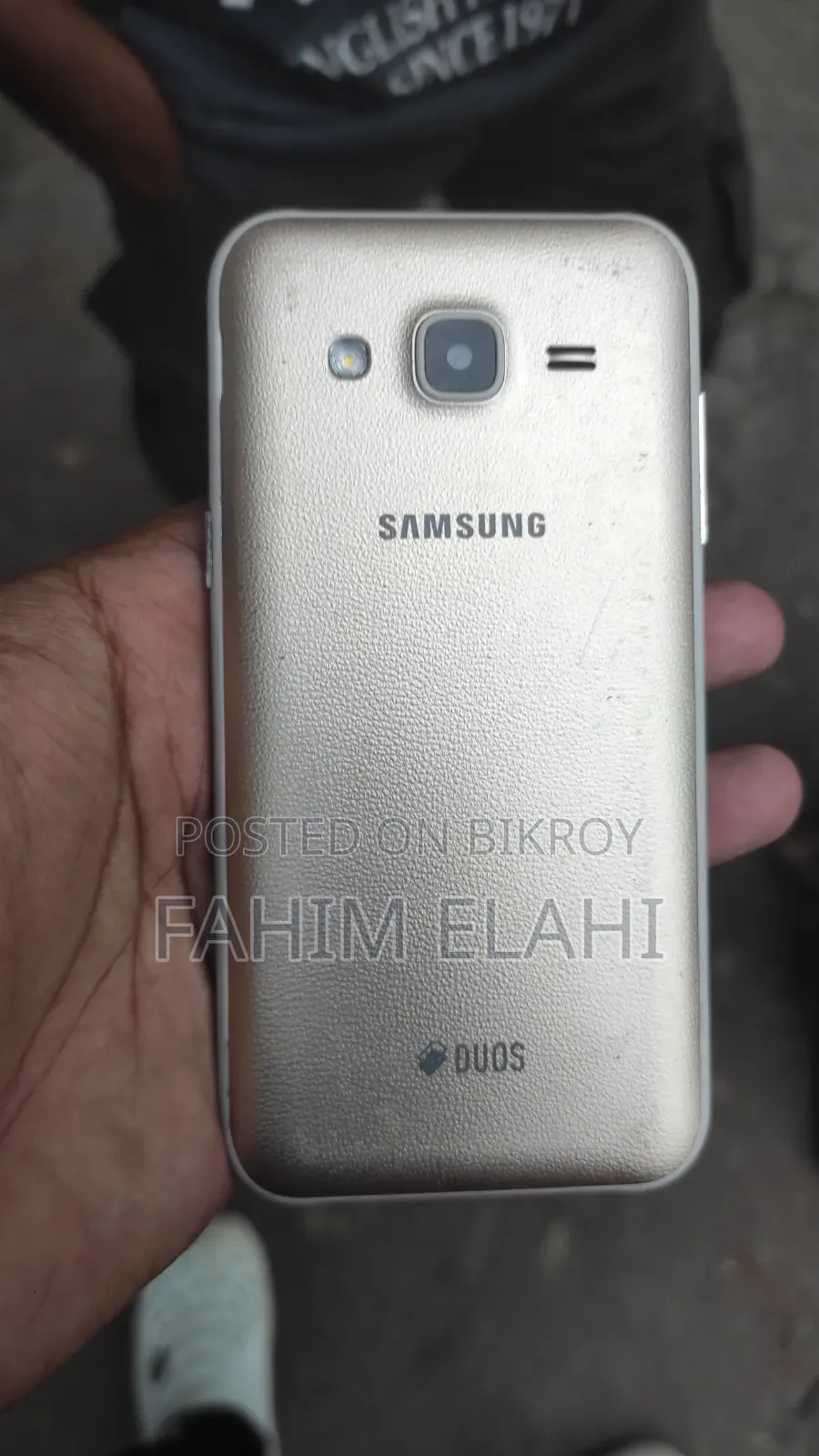 Samsung Galaxy J2 8 GB Bronze