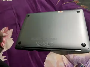 Laptop Apple MacBook Pro 2020 8GB Intel Core i5 eMMC 256GB