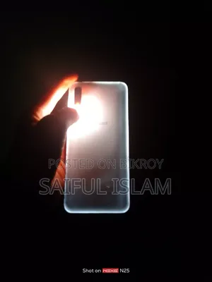স্যামসাং গ্যালাক্সি এ৫০ ১২৮ জিবি সাদা