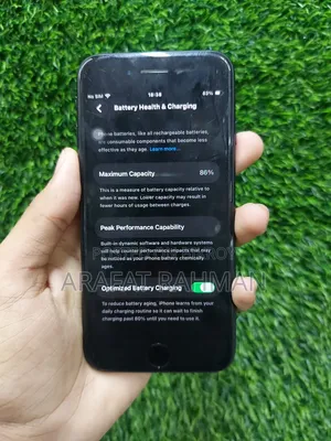 Apple iPhone SE (2020) 64 GB Black