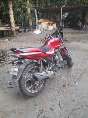 Bajaj Discover 125 2023 লাল