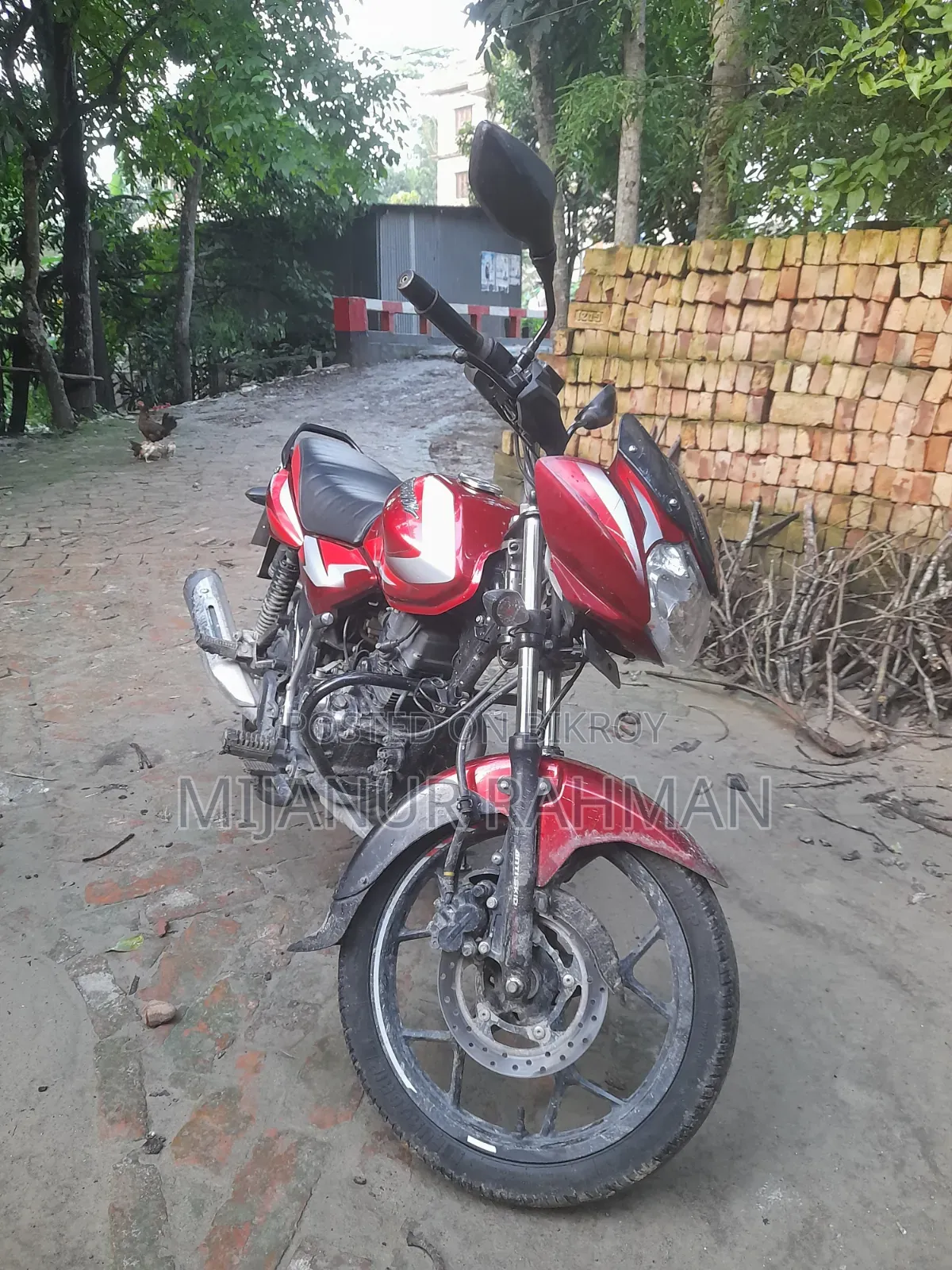 Bajaj Discover 125 2023 Red