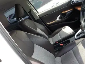 Toyota Yaris Cross 2021 Pearl