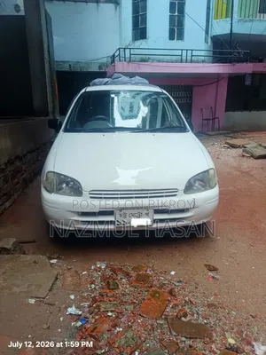 Toyota Starlet 1996 White