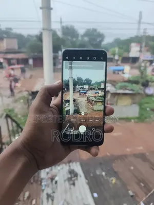 স্যামসাং গ্যালাক্সি এস২০ ৫জি ইউডব্লিউ ১২৮ জিবি ব্ল্যাক