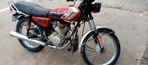 হোন্ডা সিজি১১০ ২০০৯ রেড