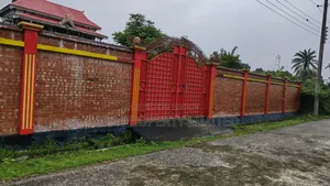 South-facing 5 Katha in Sector 18.