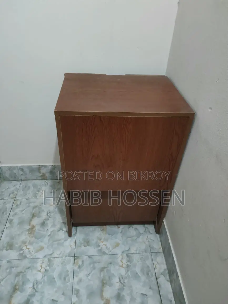 ফোল্ডেবল টেবিল